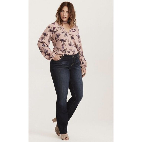 Torrid Women Size 2X Chiffon Floral Surplice Blush Blouse Boho Office - Picture 1 of 14